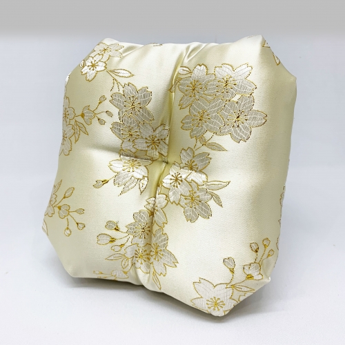 Bell Cushion cherry Beige No.5